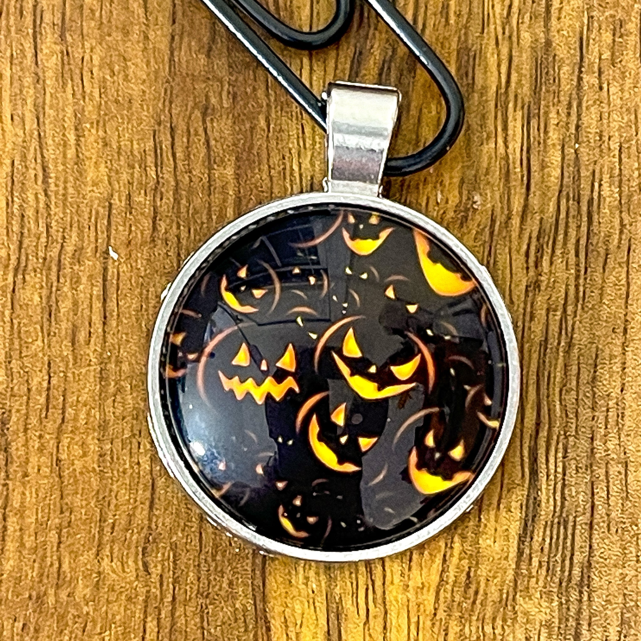 Spooky Jack-O-Lanterns Planner Clip