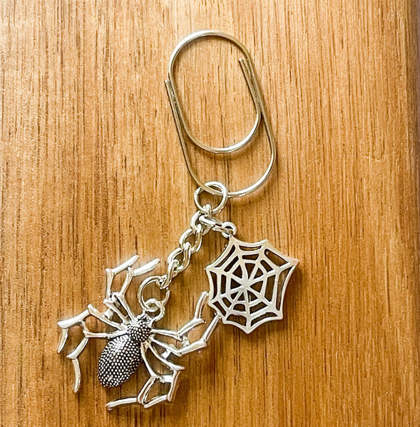 Spider's Web Planner Clip