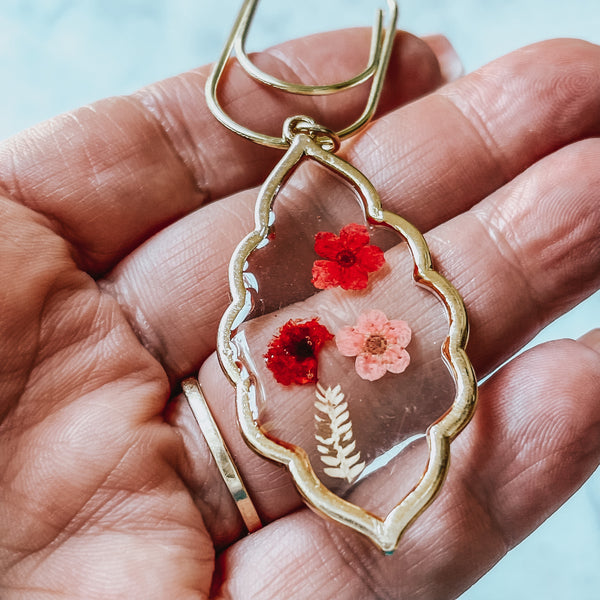 Arabesque Dried Floral Clip